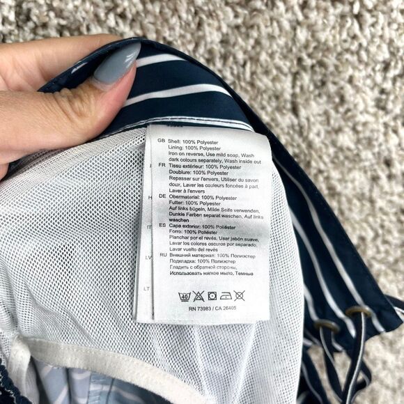 Helly Hansen Swim Trunks Men’s 30 Navy Blue, Red and White Striped 8” - Picture 5 of 7